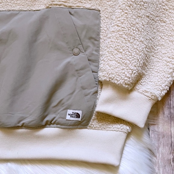 The North Face Men’s Ridge Fleece Crewneck Sweater - Picture 2 of 6